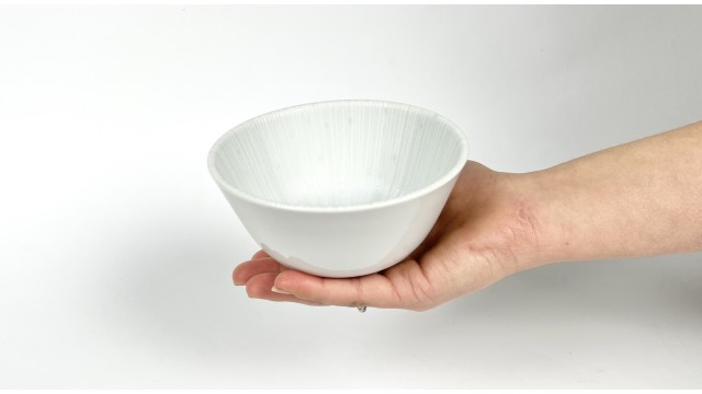 Piatto in Ceramica Mino – Eleganza Giapponese per la Tavola