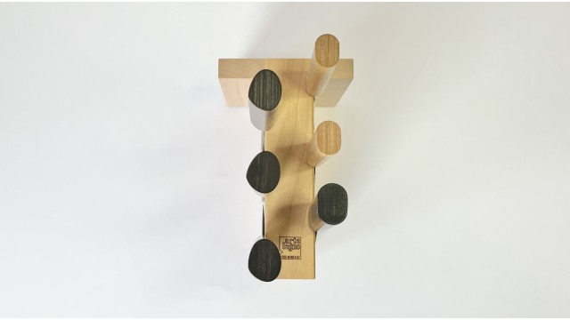 Portacoltelli Magnetico in Legno – Raffinato e Minimal