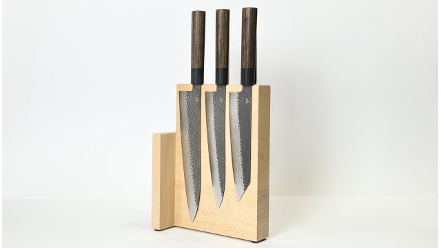 Portacoltelli Magnetico in Legno – Raffinato e Minimal